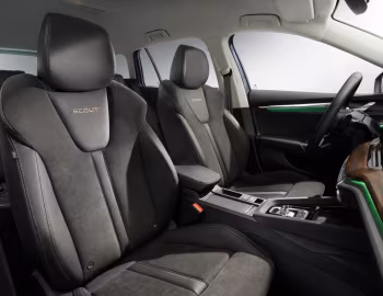 Interior Škoda Octavia Scout [Worldwide] '2020–24