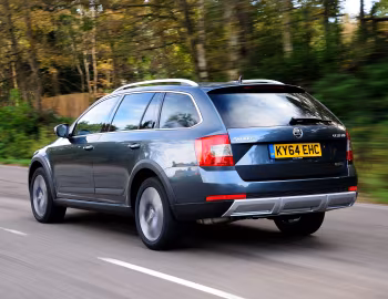 Škoda Octavia Scout [UK-spec] (5E) '2014–17