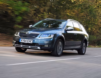 Škoda Octavia Scout [UK-spec] (5E) '2014–17