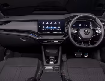 Передня панель Škoda Octavia Sportline [Australia] '2023–24