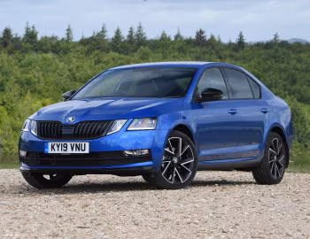 Škoda Octavia Sportline [UK-spec] (5E) '2019–20