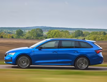 Škoda Octavia Combi Sportline [Worldwide] '2024–pr.