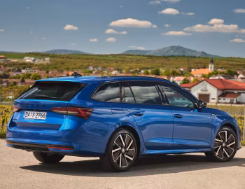 Škoda Octavia Combi Sportline [Worldwide] '2024–pr.