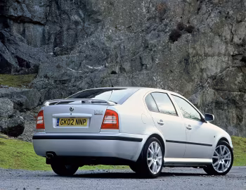 Škoda Octavia vRS [UK-spec] (1U) '2001–04