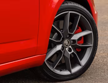 Škoda Octavia vRS [UK-spec] (5E) '2017–20