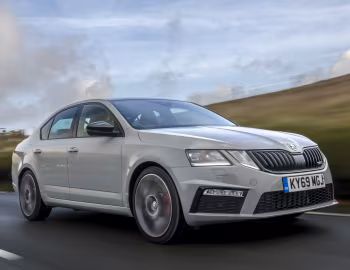 Škoda Octavia vRS [UK-spec] (5E) '2017–20