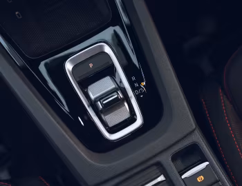 Interior Škoda Octavia vRS [UK-spec] '2024–pr.