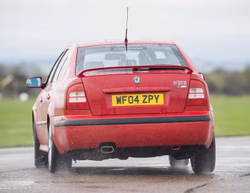 Škoda Octavia vRS [UK-spec] (1U) '2001–04