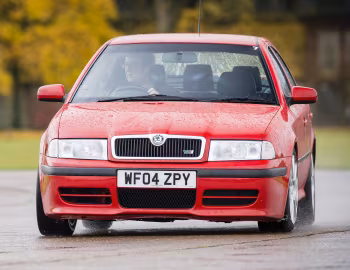 Škoda Octavia vRS [UK-spec] (1U) '2001–04