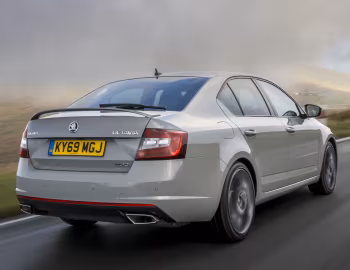 Škoda Octavia vRS [UK-spec] (5E) '2017–20