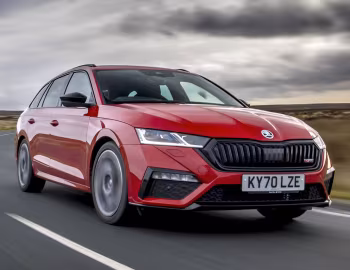 Škoda Octavia vRS Estate [UK-spec] '2020–24