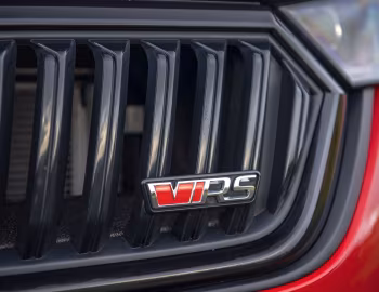 Škoda Octavia vRS Estate [UK-spec] '2020–24