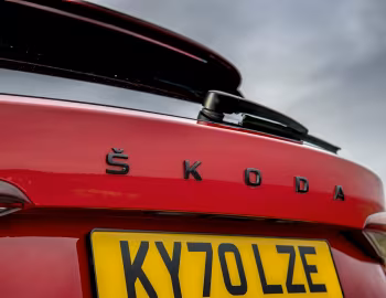 Škoda Octavia vRS Estate [UK-spec] '2020–24