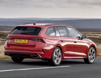 Škoda Octavia vRS Estate [UK-spec] '2020–24