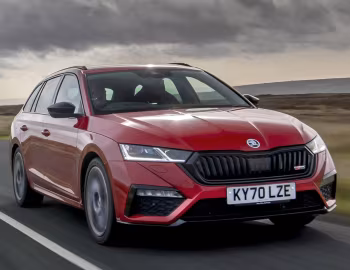 Škoda Octavia vRS Estate [UK-spec] '2020–24