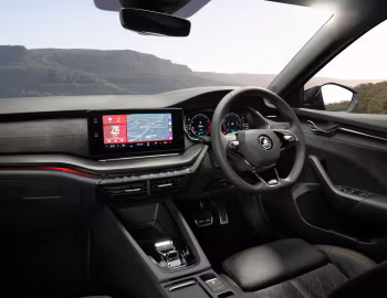 Painel frontal Škoda Octavia RS Wagon [Australia] '2021–24