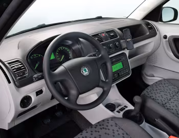 Painel frontal Škoda Praktik '2007–10