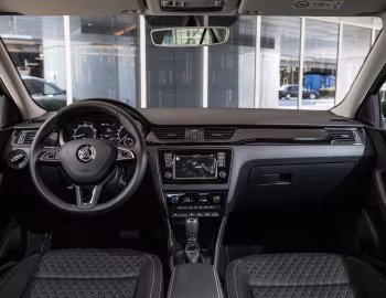 Передня панель Škoda Rapid [Worldwide] '2017–19