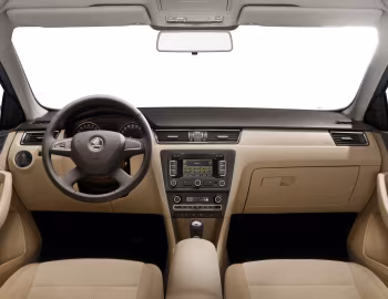 Передня панель Škoda Rapid [Worldwide] '2012–17