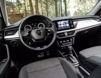 Painel frontal Škoda Rapid [CIS] '2020–22