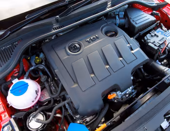 Під капотом Škoda Rapid [UK-spec] '2012–17