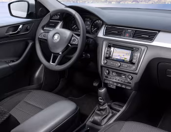 Інтер'єр Škoda Rapid Spaceback [Worldwide] '2013–17
