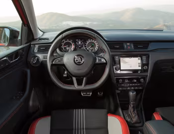 Painel frontal Škoda Rapid "Monte Carlo" [Worldwide] '2017–19