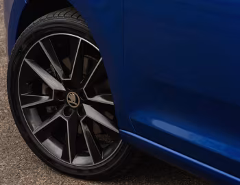 Škoda Rapid Spaceback [UK-spec] '2017–19