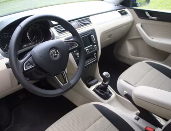 Інтер'єр Škoda Rapid Spaceback [Worldwide] '2013–17