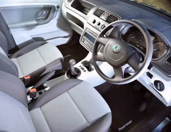 Передня панель Škoda Roomster [UK-spec] (5J) '2010–13
