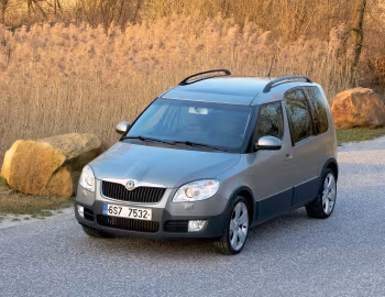 Škoda Roomster Scout '2007–10