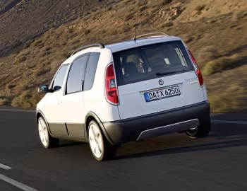 Škoda Roomster Scout '2007–10