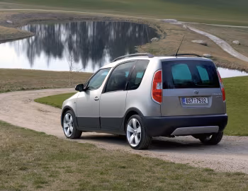 Škoda Roomster Scout '2007–10