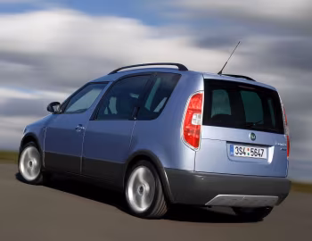 Škoda Roomster Scout '2007–10