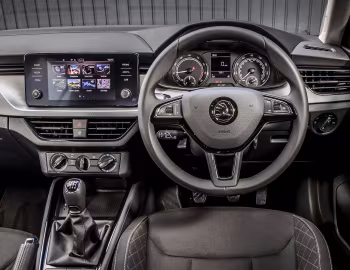 Painel frontal Škoda Scala [UK-spec] '2019–23