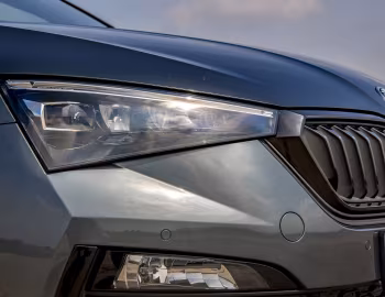 Škoda Scala Monte Carlo [UK-spec] '2020–23