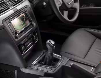 Interior Škoda Superb [UK-spec] '2008–13