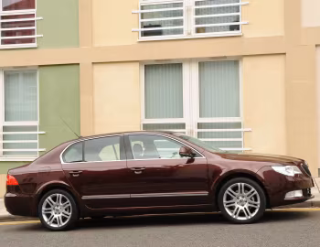 Škoda Superb [UK-spec] '2008–13