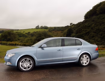 Škoda Superb [UK-spec] '2008–13