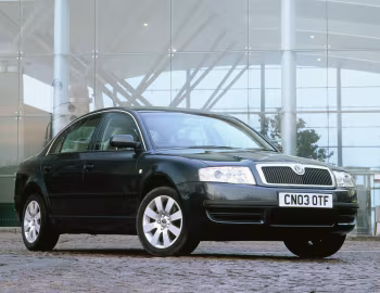 Škoda Superb [UK-spec] '2002–06