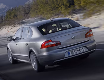 Škoda Superb [Worldwide] '2008–13