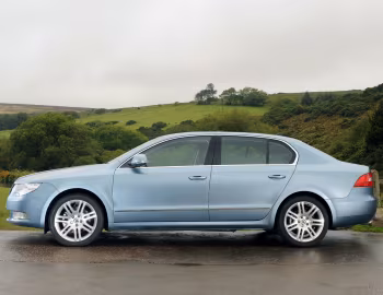 Škoda Superb [UK-spec] '2008–13
