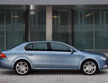Škoda Superb [UK-spec] '2008–13