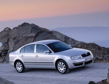 Škoda Superb [Worldwide] '2002–06