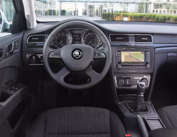 Передня панель Škoda Superb '2013–15