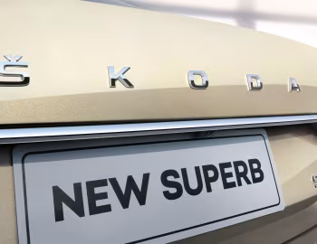 Škoda Superb [China] (3V) '2019–26