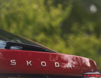 Logo Škoda Superb [UK-spec] '2024–pr.