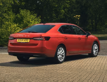 Škoda Superb [UK-spec] '2024–pr.