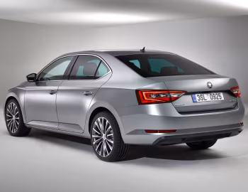 Škoda Superb [Worldwide] '2015–19