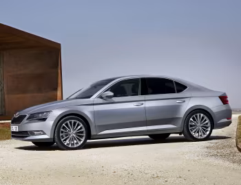 Škoda Superb [Worldwide] '2015–19
